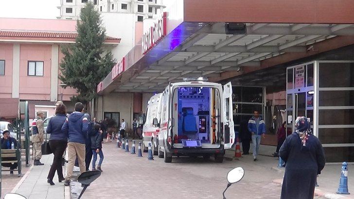 Çobanbey’de zırhlı araç devrildi, 3 asker yaralandı G3