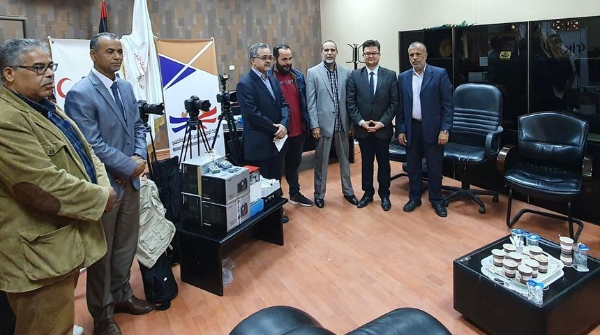 TİKA'dan Trablus Sanat Teknikleri Yüksek Enstitüsüne ekipman desteği