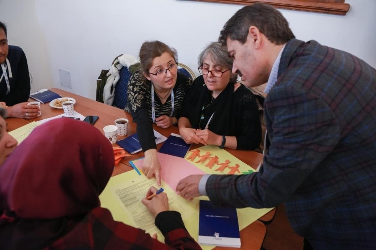 KB&Uuml;&rsquo;de "Araştırma Projesi Hazırlama ve Y&uuml;r&uuml;tme Eğitimi"