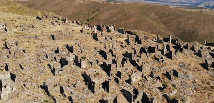 Kentsel sit alanı ilan edildi! Eski Rum Köyü Sazak, 'İzmir'in Kayaköy'ü olacak G3