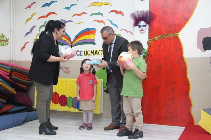 Kartal’da Atık Pil Toplama Yarışması’nda kazanan okullara ödülleri verildi G1