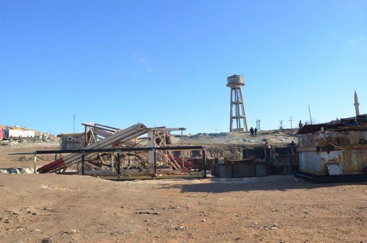 Akhüyük Termal Tesislerinde sondaj çalışmaları devam ediyor G4