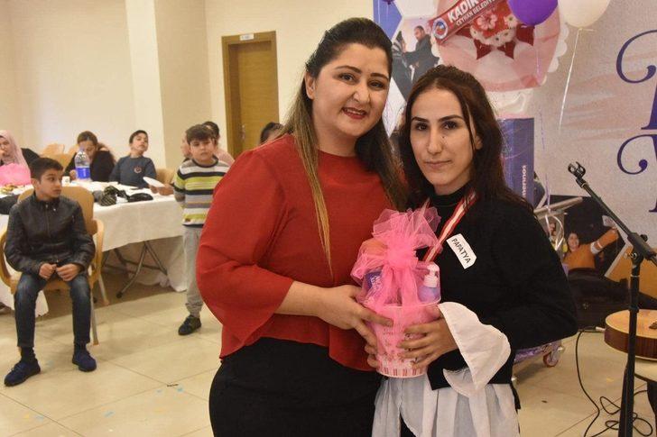 Ceyhan’da "Kadınlar Matinesi" G2