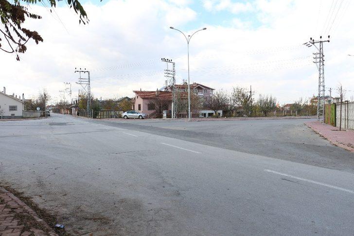 Konya’da iki otomobilin çarpışma anı kamerada! G4