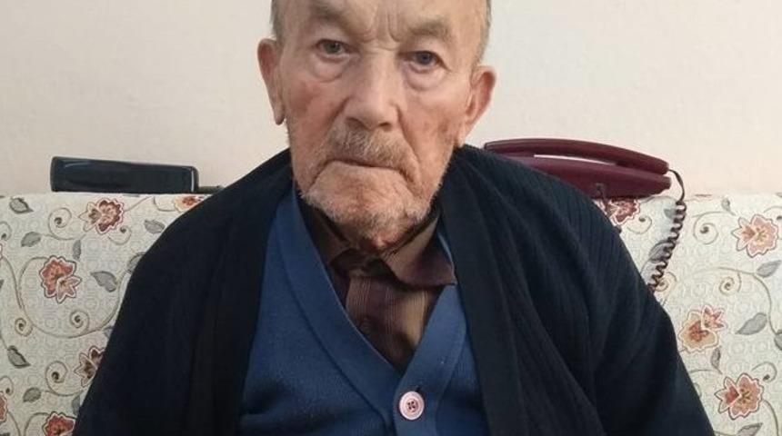 Demirci’de yaşlı adam evinde ölü bulundu