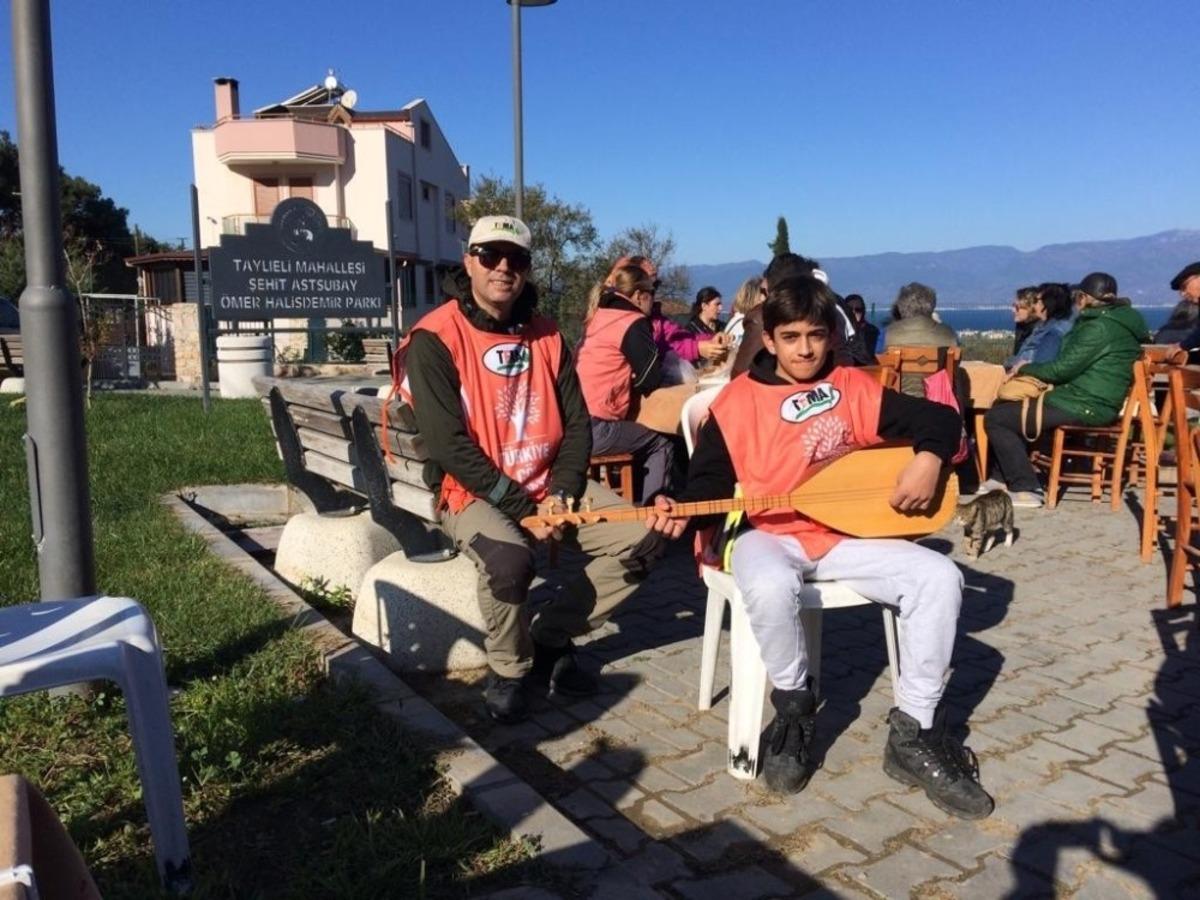Burhaniyeli gen&ccedil;ler Toprak Y&uuml;r&uuml;y&uuml;ş&uuml;nde bir araya geldi