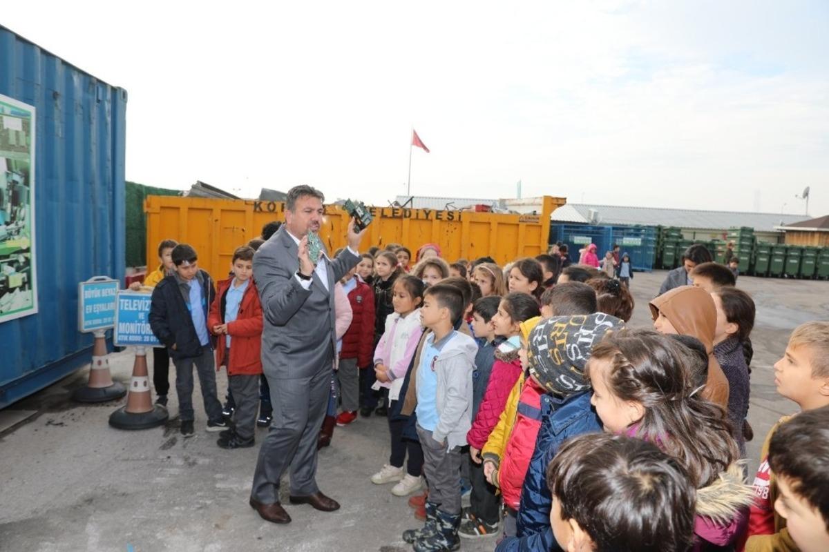 Atık Merkezi&rsquo;nde &ccedil;ocuklara &ccedil;evre eğitimi