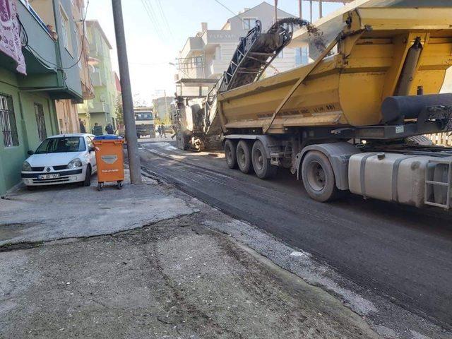 Darıca’da asfalt seferberliği devam ediyor