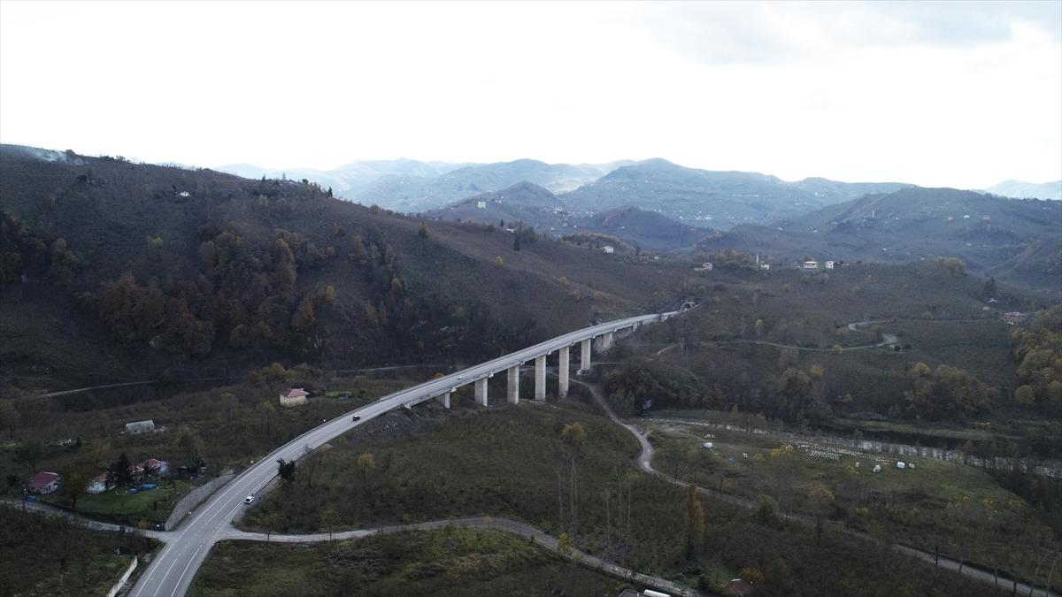 Sultan Abh&uuml;lhamid zamanında projesi &ccedil;izilmişti! Karadeniz-Akdeniz Yolu'nun y&uuml;zde 95'i tamamlandı