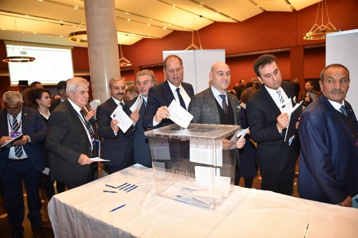 &Ouml;zkasap, Berlin&rsquo;de TATSO Genel Kuruluna katıldı