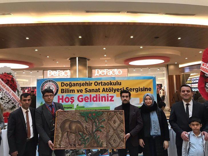 Öğrencilerin sergisi ilgi gördü G3