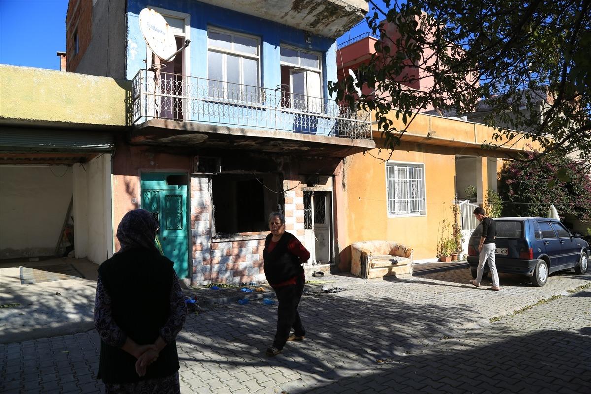 Muğla'da evde &ccedil;ıkan yangında bir kişi &ouml;ld&uuml;, iki kişi yaralandı
