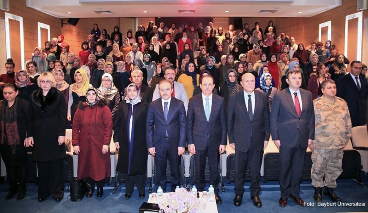 Bayburt &Uuml;niversitesi&rsquo;nde &ldquo;Anne &Uuml;niversitesi&rdquo; a&ccedil;ılış t&ouml;reni ger&ccedil;ekleşti
