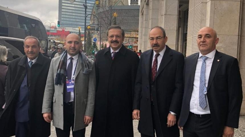 Başkan G&uuml;lsoy, TATSO Y&ouml;netim Kurulu Toplantısı&rsquo;na Katıldı