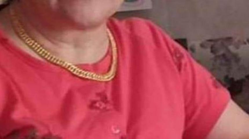 Emekli &ouml;ğretmen trafik kazası kurbanı oldu