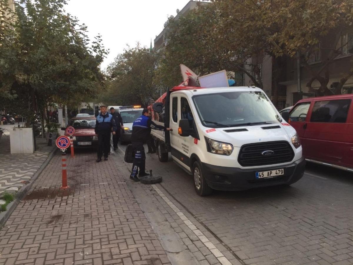 Manisa&rsquo;da zabıta ekiplerinden yoğun &ccedil;alışma