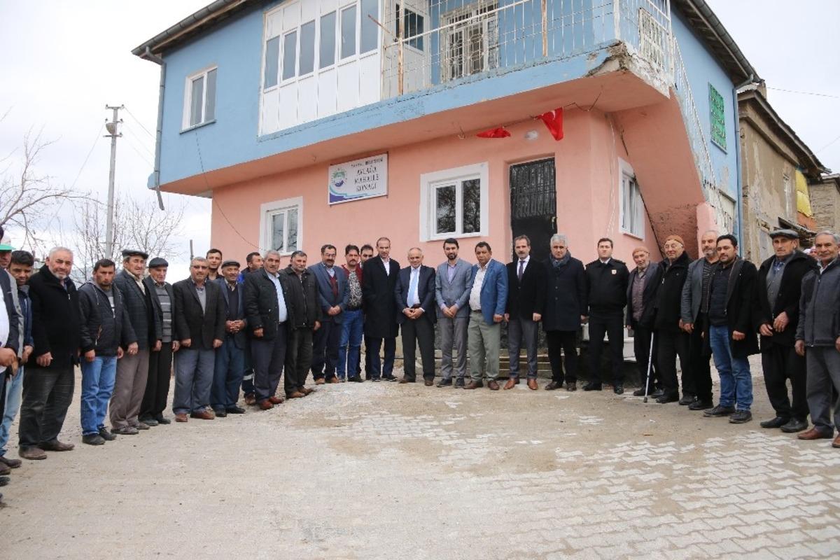 Avlağa Mahalle Konağı T&ouml;renle A&ccedil;ıldı