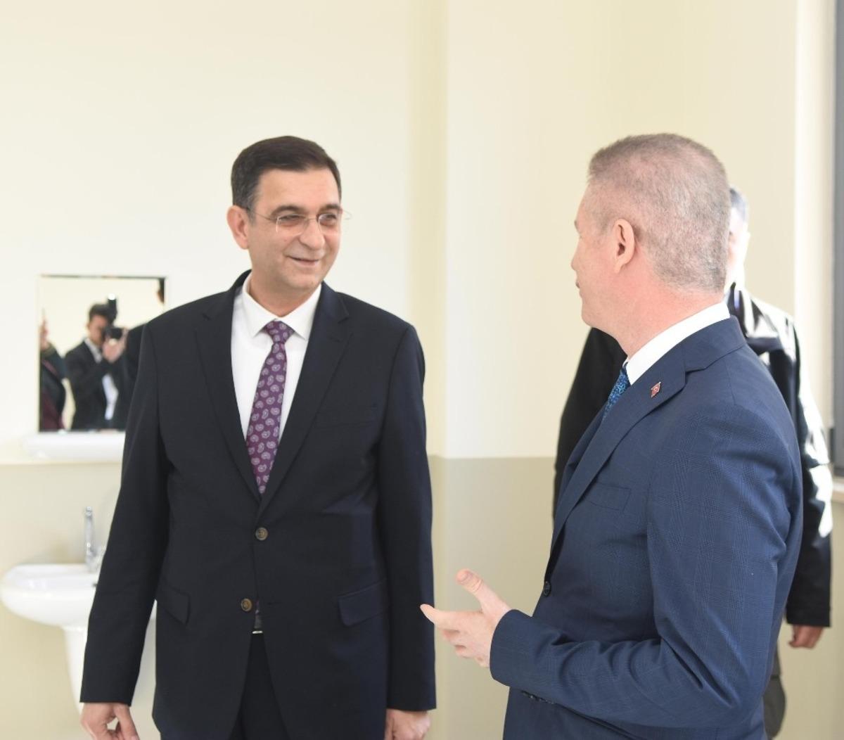 Vali Davut G&uuml;l&rsquo;den KAGİDEM&rsquo;e Tam Puan