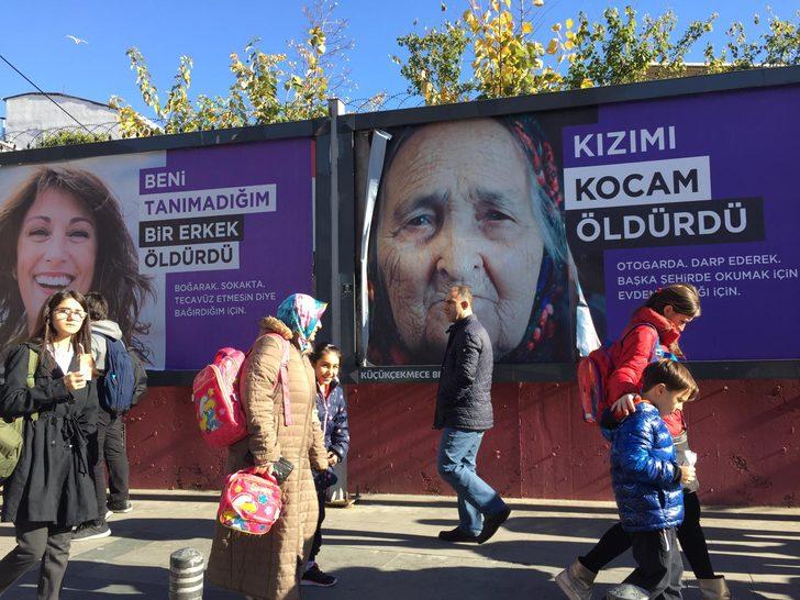 Küçükçekmece sokaklarına asılan afişlere tepki G2