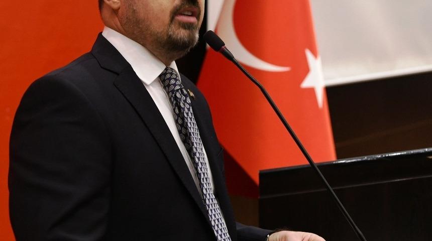 B&uuml;lent Turan: &rsquo;Engelsiz bir d&uuml;nya sevgiyle m&uuml;mk&uuml;n&rsquo;