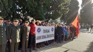 Namık Kemal, Gelibolu'daki kabri başında anıldı