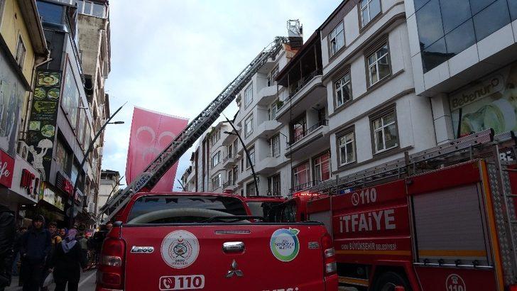 Ordu’daki çatı yangını paniğe neden oldu G5