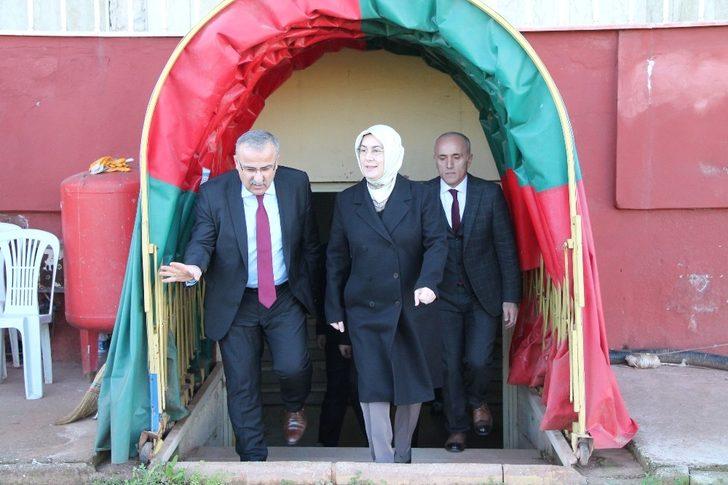 Vekil Akyol spor yatırımlarını inceledi G3