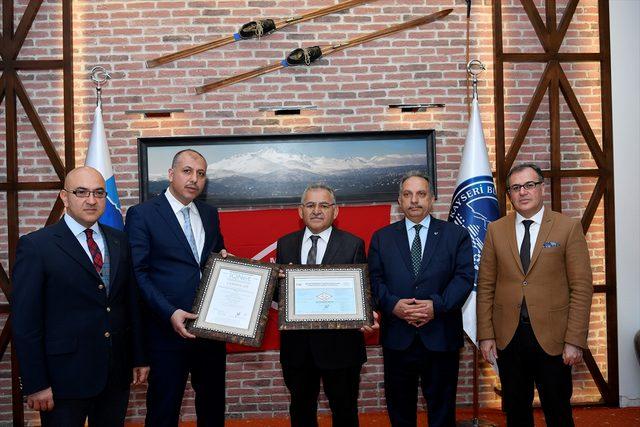 Erciyes Kış Turizm Merkezine TSE-ISO 10002 ve IQNet Belgesi verildi