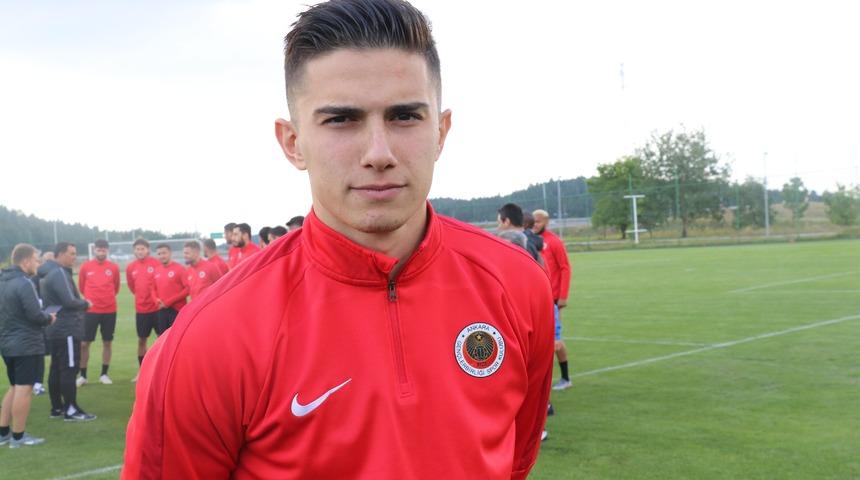 Berat Özdemir transferi için Beşiktaş ve Trabzonspor karşı karşıya!