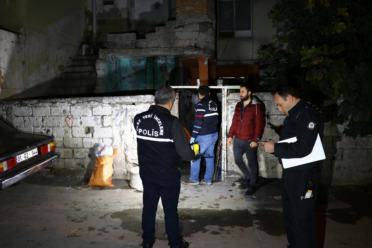 Adana'da bir evde iki ceset bulundu