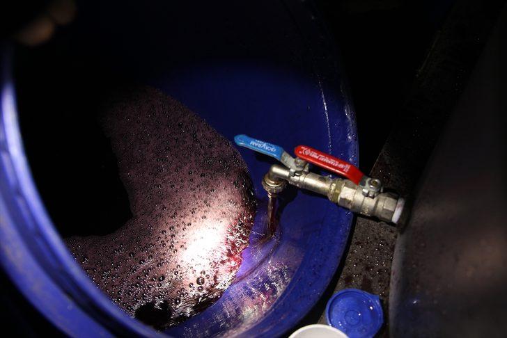 Tekirdağ'da 1700 litre sahte içki ele geçirildi! Yılbaşında piyasaya süreceklerdi! G1