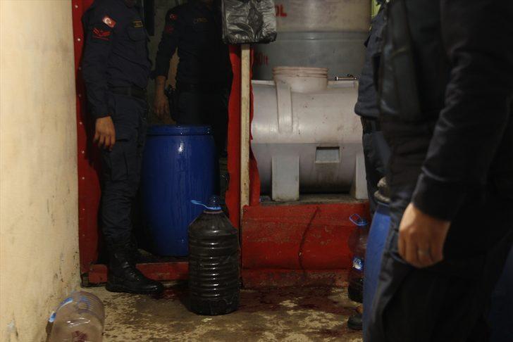 Tekirdağ'da 1700 litre sahte içki ele geçirildi! Yılbaşında piyasaya süreceklerdi! G3