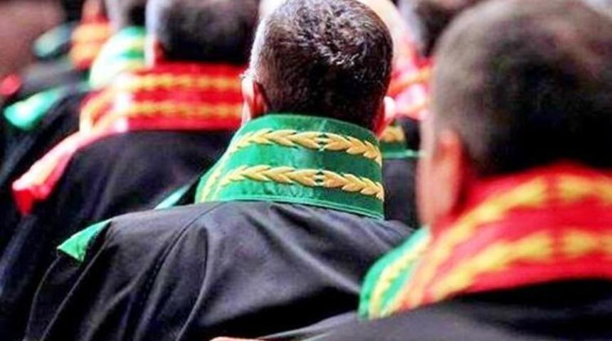 Görevde yükselmelerine karar verilen hakim ve savcıların listesi Resmi Gazete'de yayımlandı