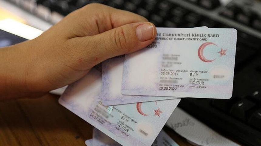 Tüm vatandaşları ilgilendiriyor! İşte Kimlik Kartı Yönetmeliği