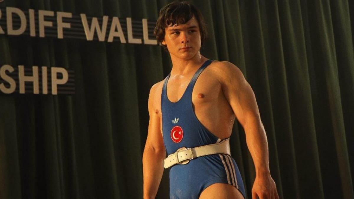 Cep Herk&uuml;l&uuml;: Naim S&uuml;leymanoğlu filmi ne kadar izlendi? İşte izlenme rakamları&hellip; 