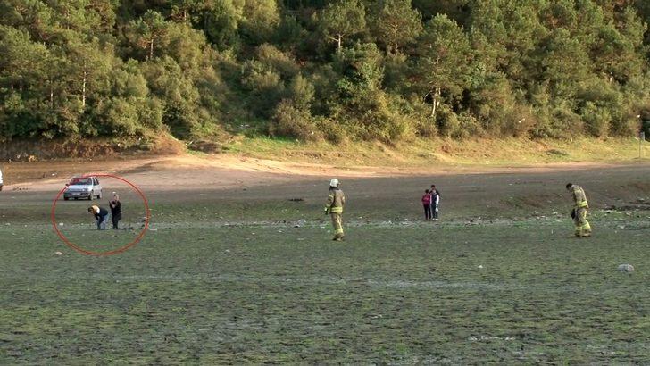 Alibeyköy Barajı’nda balçığa saplanan gençleri itfaiye kurtardı G2