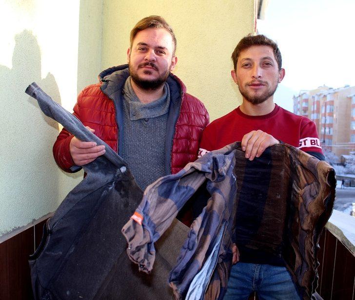 Erzurum’da soğuk hava nedeniyle elbiseler buz tuttu! G2