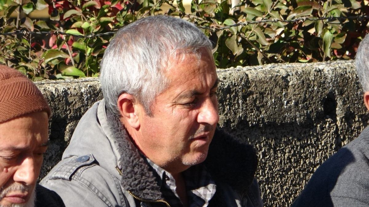 Şehit babası ekmek teknesi ayakkabı boya sandığını bırakmayacak