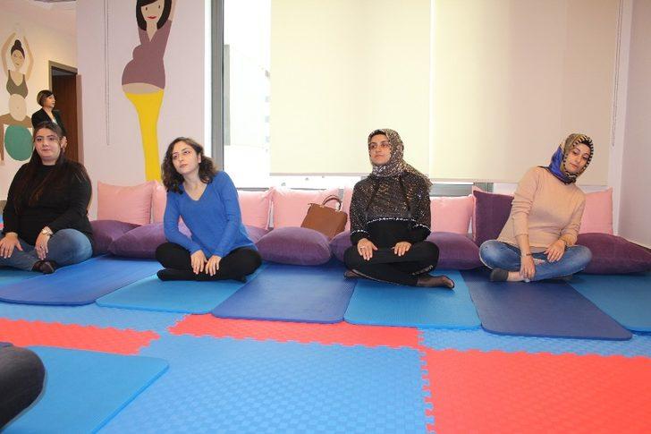 Gebe okuluyla doğuma hazırlanıyorlar, anne oteli ile bebeklerinden uzak kalmıyorlar G3