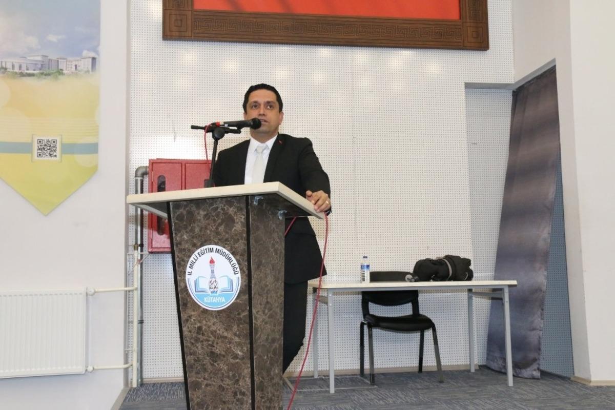 K&uuml;tahya&rsquo;da 4006 T&Uuml;BİTAK Bilim Fuarları Destekleme Programı bilgilendirme toplantısı