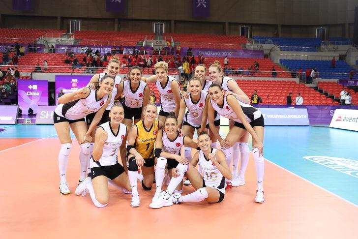 VakıfBank - Dentil Praia Clube: 3-0 G1