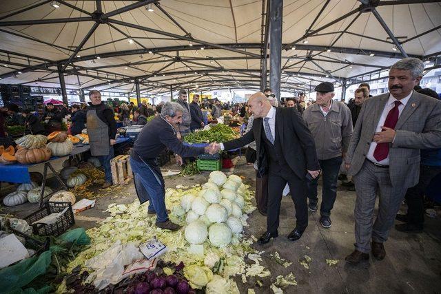 Soyer, seyyar makam aracıyla yine yollardaydı