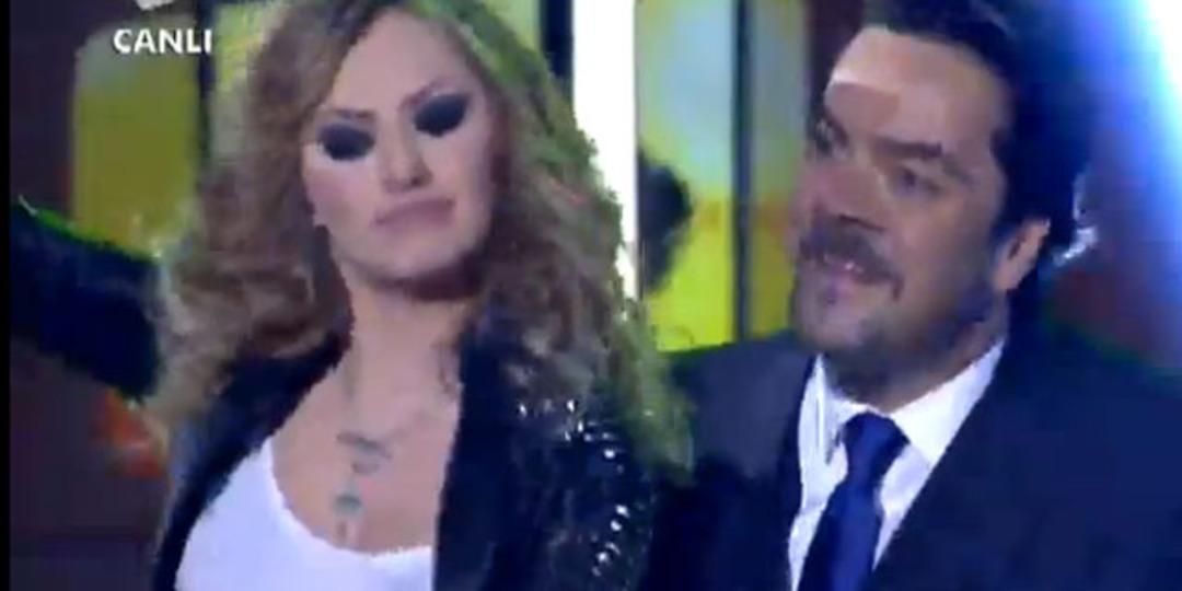 Beyaz'ın kucağında dans