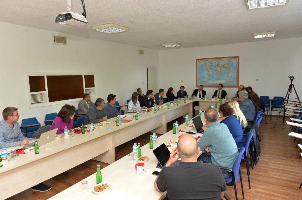 D&ouml;rt b&uuml;y&uuml;kşehir, temiz Akdeniz i&ccedil;in yol haritası &ccedil;iziyor