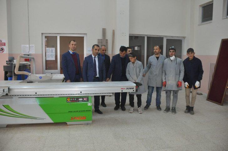 Bulanık’ta fabrika gibi okul G1