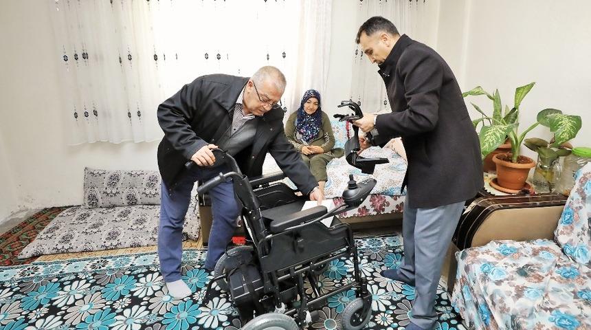 Engelli anne, artık &ccedil;ocuğunu okuldan alabilecek