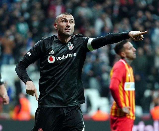 Beşiktaş’ta Burak’a alternatif aranıyor