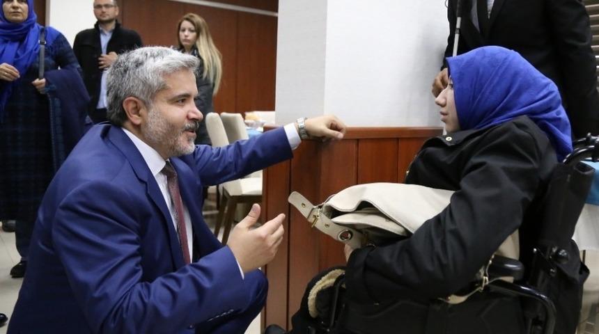 AS&Uuml; Rekt&ouml;r&uuml; Şahin: &ldquo;Hedefimiz, engelsiz bir kamp&uuml;s oluşturmak&rdquo;