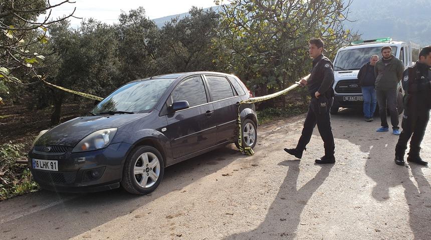 Zeytin hasadında ağaca asılı ceset buldu