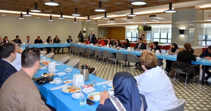 Sağlık çalışanı engelliler kahvaltı programında buluştu G4